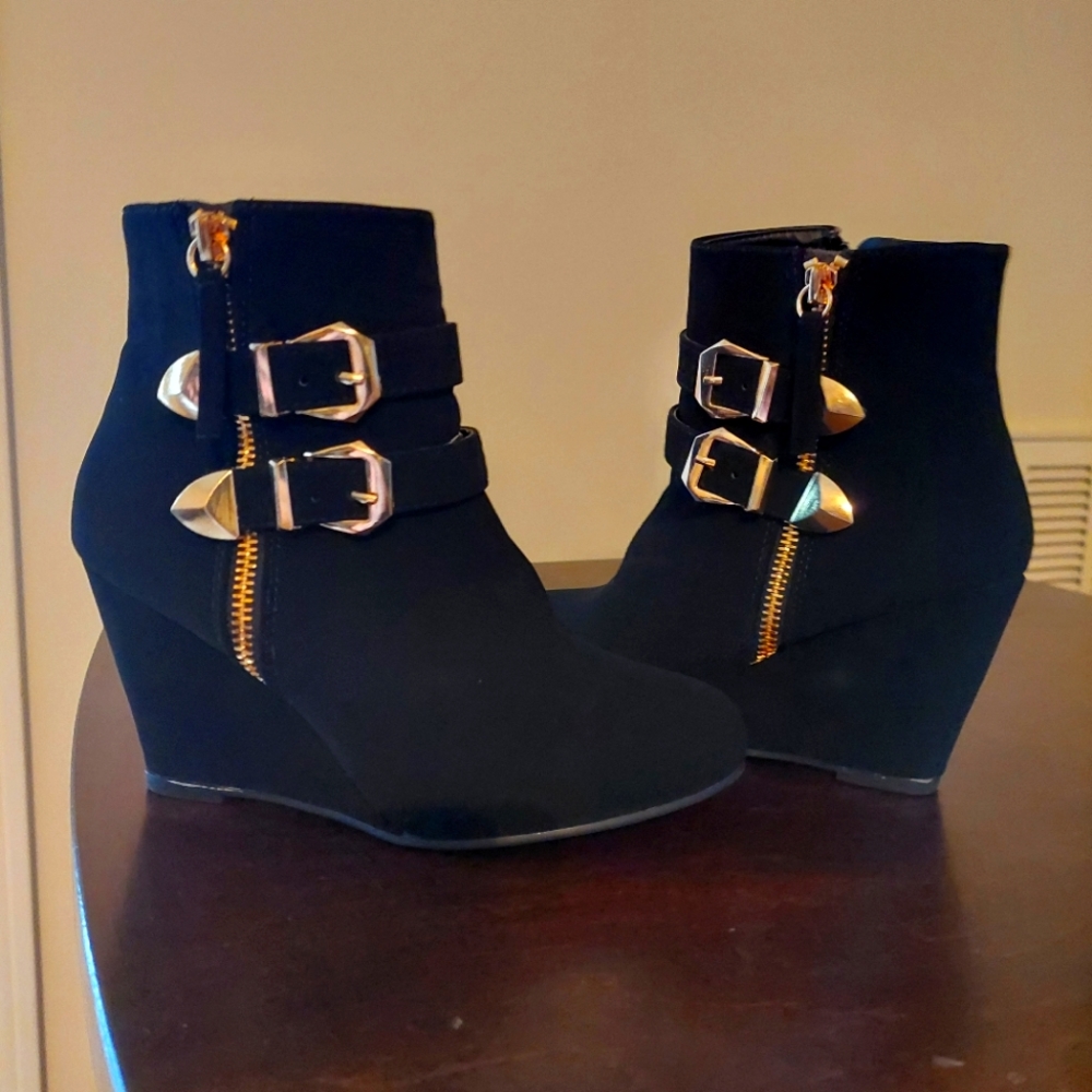 Sexy Black Low Wedge Ankle Boots Size 6
